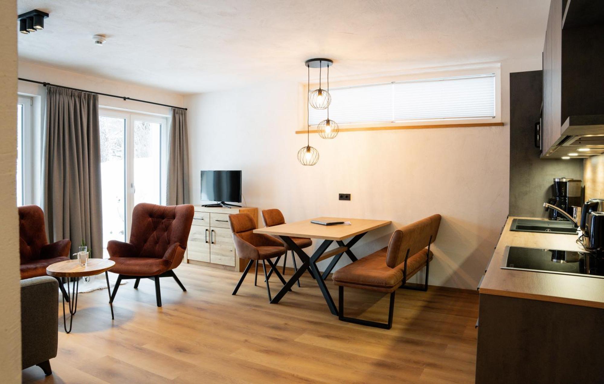 Berwang Chalets - Enzian Экстерьер фото
