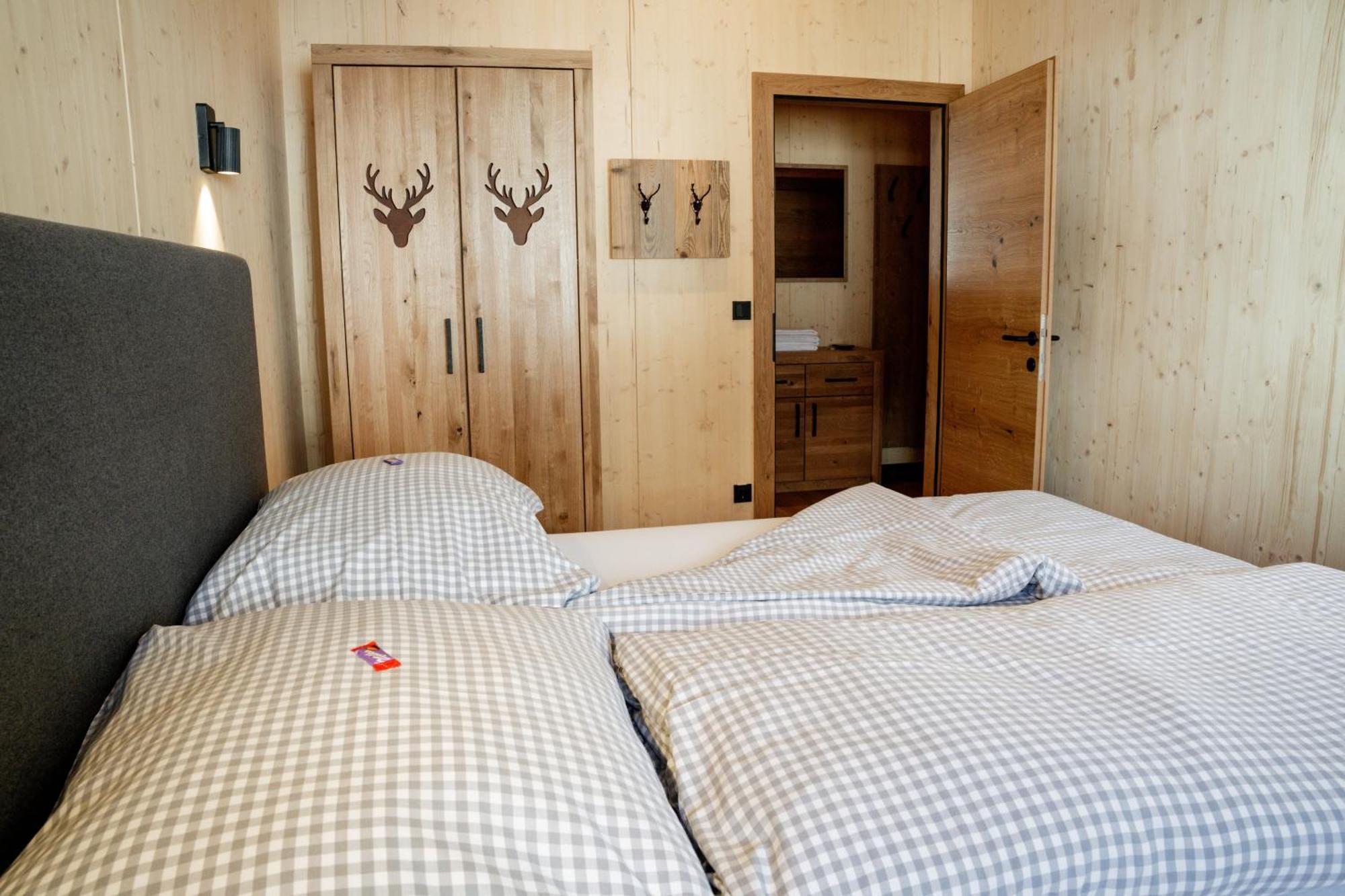 Berwang Chalets - Enzian Экстерьер фото
