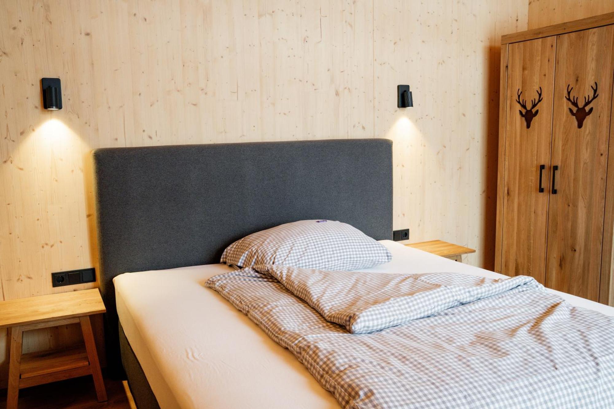 Berwang Chalets - Enzian Экстерьер фото